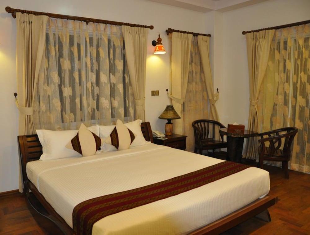 Yadanarpon Dynasty Hotel Мандалай Экстерьер фото