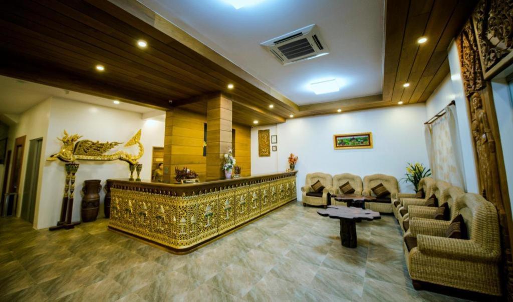 Yadanarpon Dynasty Hotel Мандалай Экстерьер фото