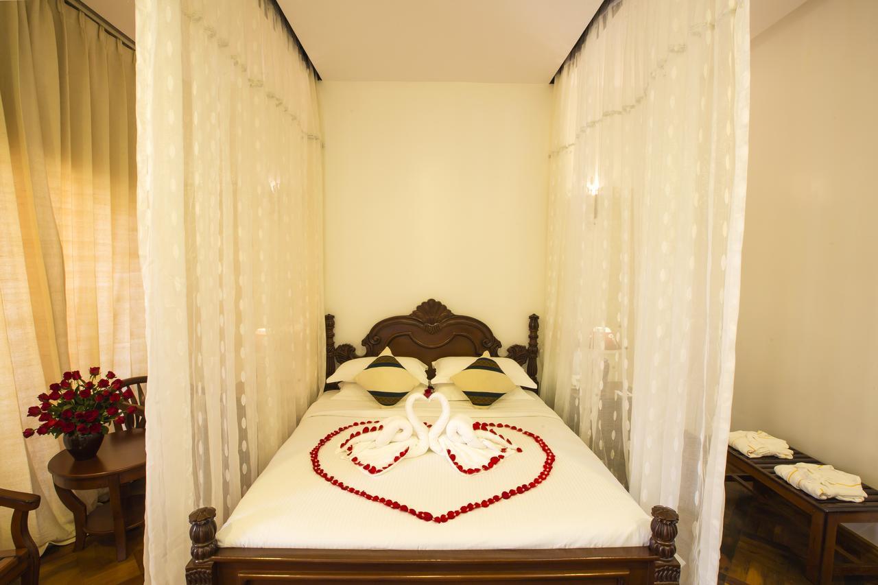 Yadanarpon Dynasty Hotel Мандалай Экстерьер фото