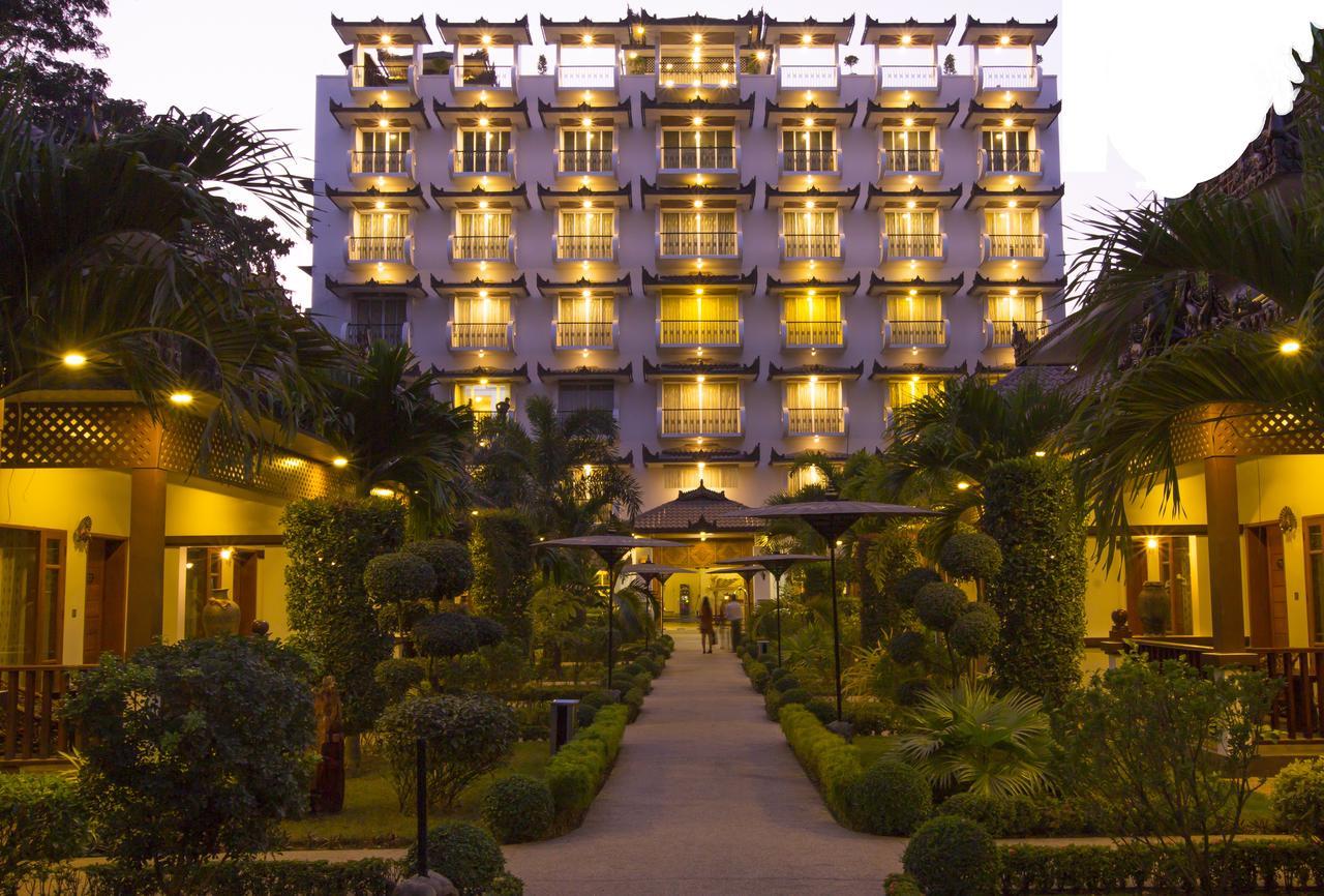 Yadanarpon Dynasty Hotel Мандалай Экстерьер фото