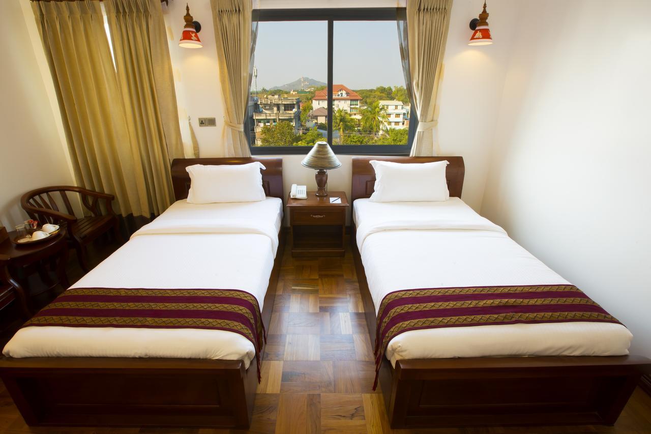 Yadanarpon Dynasty Hotel Мандалай Экстерьер фото